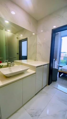 ooo For Ladies Only ooo Bukit Timah master room in ブキット バトック