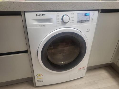 House 1 min from Geumjeong St (2)