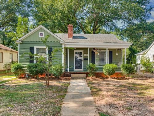 Uptown CLT Bungalow - 2 miles from BoA Stadium in Charlotte, Vereinigte Staaten von Amerika