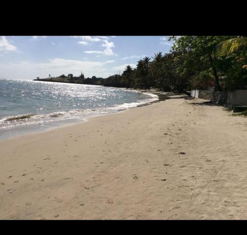 La Bwizan Apts #1 in ลาบอรี