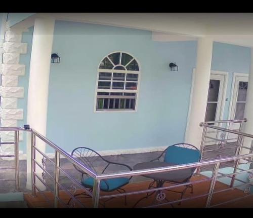 La Bwizan Apts #1 in ลาบอรี