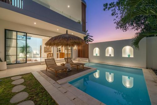 Villa Yuri - Stylish and Tropical Oasis 2BR Villa in Canggu