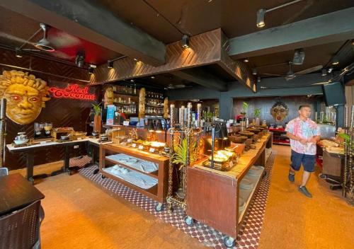 レッド ココナット ホテル3