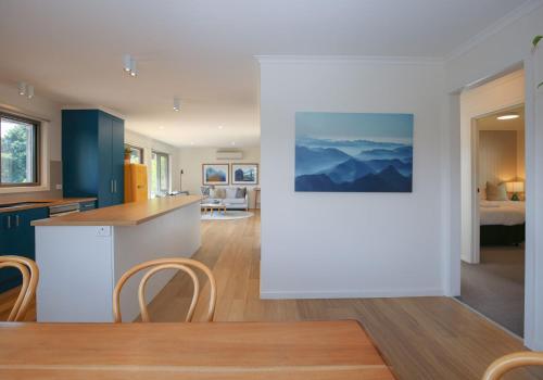Bright Views, Bright (fotografie 10)