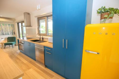 Bright Views, Bright (fotografie 8)