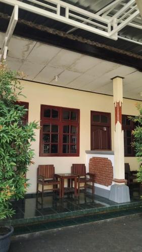 Balcony/terrace, Hotel Kawsar Syariah near Pebuahan Beach