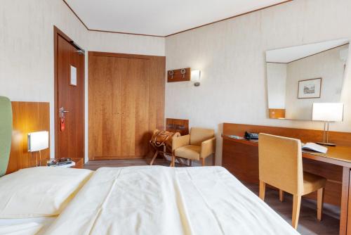 Hotel Delfino Room Type - Smart Queen Room