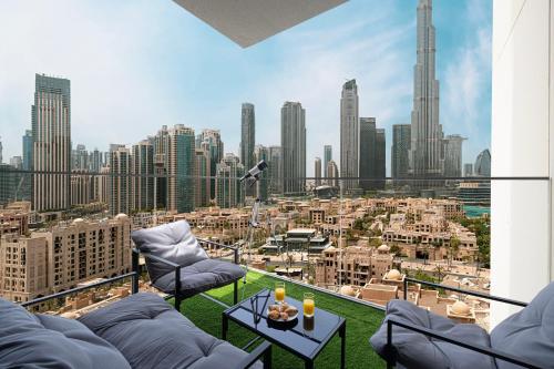 5 Minute Walk to The Fountains! Full Burj Khalifa View! 5-star Pool & Gym!, Dubaj (zdjęcie 3)