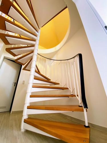 2 bedrooms, 3 beds