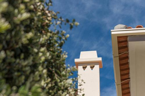 GuestReady - City & Beach Garden Home, Porto (photo 9)