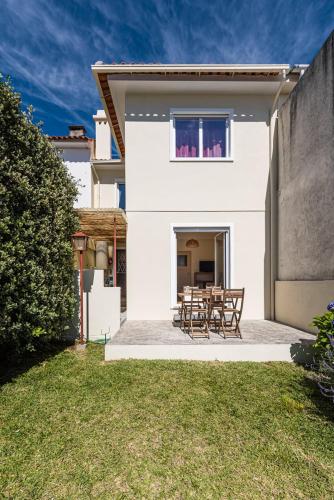 GuestReady - City & Beach Garden Home in Aldobar