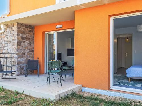 Apartment Eden Golfe-1 by Interhome in โคโกลิน