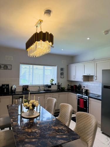 Konyha, Modern Cozy Rooms Athy in Athy