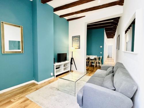 dPLACE To Be - Amazing Apartments in Historic Center, Madrid