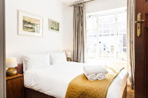 Charming 1BR on Green Market Sq