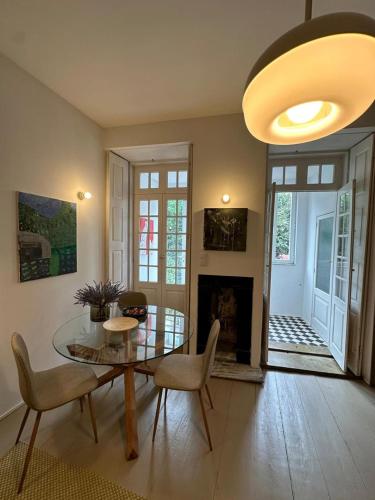 Aliados Historic Downtown Apartments by LuxiStay, Porto