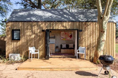 Utvendig, Modern Cabin in Malkerns in Malkerns