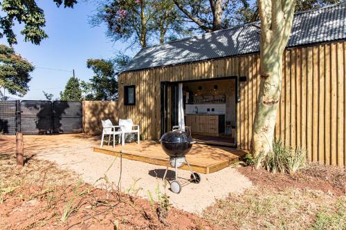 Utvendig, Modern Cabin in Malkerns in Malkerns