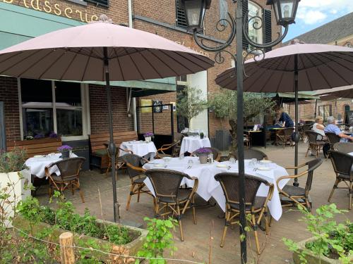 Buitenkant, Prachtig en ruim appartement in centrum Lochem in Lochem