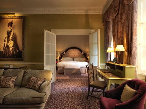 589529226 Cliveden House - an Iconic Luxury Hotel