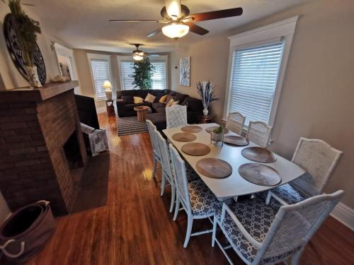 나이아가라 폴스 (NY) Prime location! 4 bedroom house located right next to the casino and the falls 4성급 싱글룸 로비