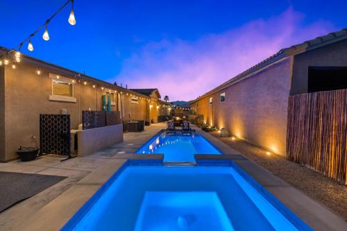 Stylish 3BR Family Home with Pool and Spa in Indio, USA