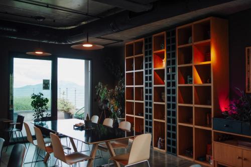 館内設備, Quadrum Hotel in グダウリ