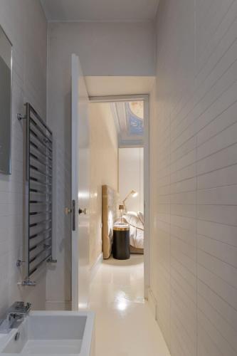 Luxury Apartment with big terrace in Florence - image 2