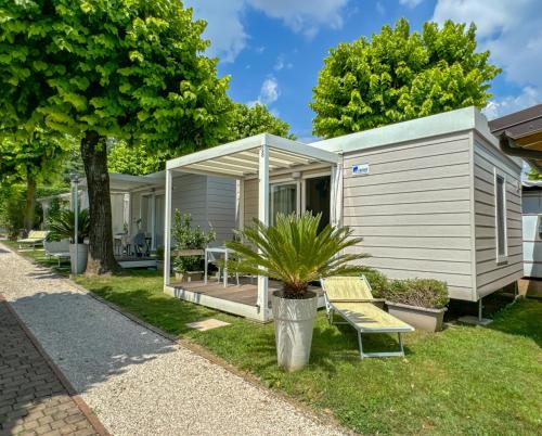 One-Bedroom Mobile Home