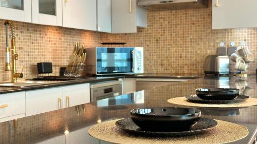 Luxury Family Studio Close to Dubai Mall and Burj Khalifa, Дубай (фото 10)