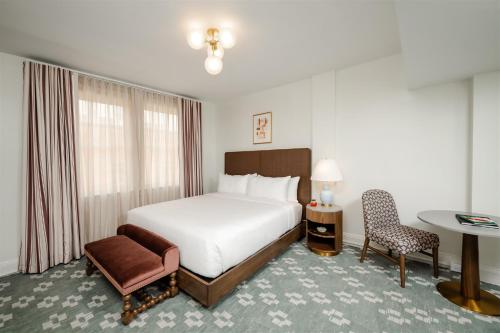 room detail thumbnail 0