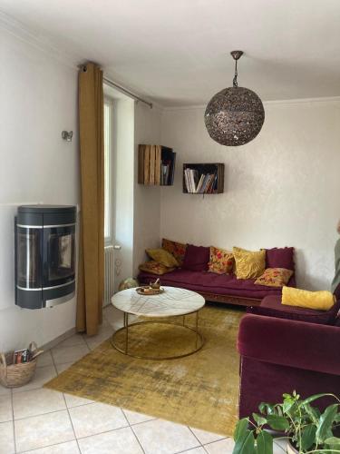 Le Cocon de Céline (Le Cocon de Celine) in فاريير