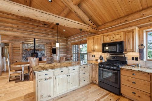 Sweathouse Creek Lodge - image 12
