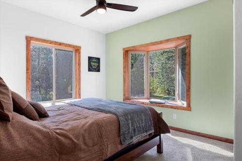 Waters Edge Lodge - image 6