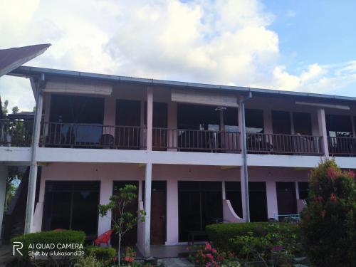 Vue extérieure, Bernard's Guest Houses in Samosir