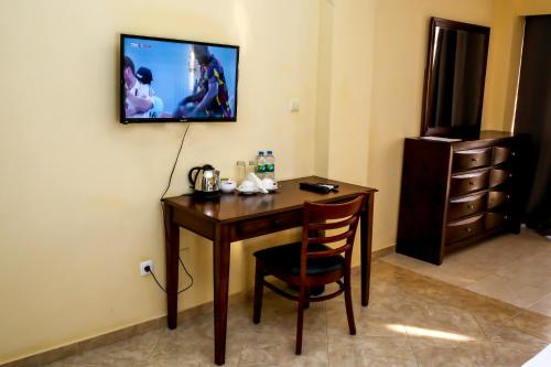 Deluxe Double Room image 7