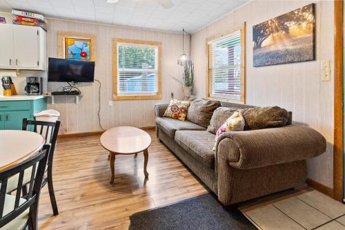 Diamond City Lakeside Resort in Diamond City, USA