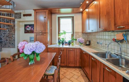 Konyha, Amazing Apartment In Artogne With Wifi in Artogne