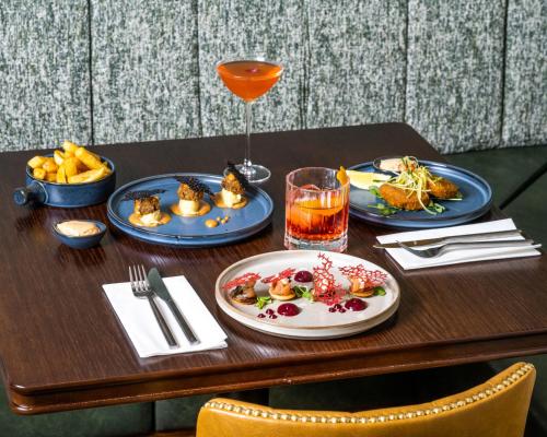 DoubleTree by Hilton London Chelsea - image 6