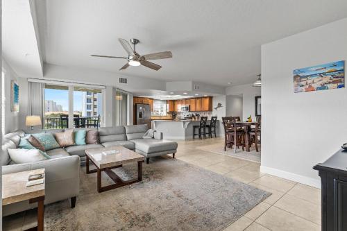 Oceanwalk 18-301 in New Smyrna Beach, USA