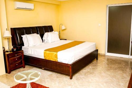 Deluxe Double Room with Sea View image 8