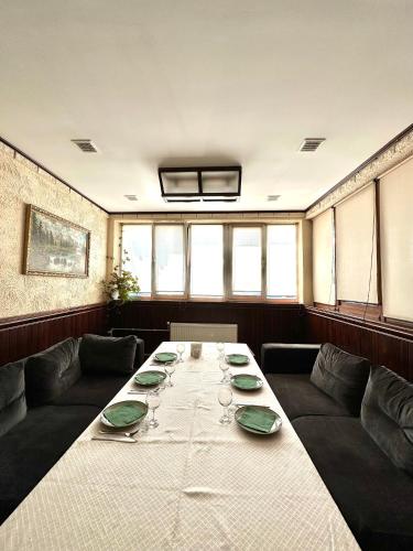 Viktoria Hotel in Obroshino