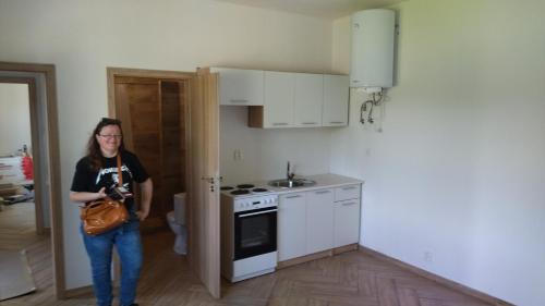 Garsonka Bellova in 奥雷奇奥瓦博顿