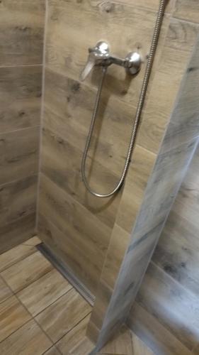 Garsonka Bellova in 奥雷奇奥瓦博顿