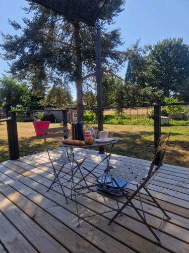 Erkély/terasz, L'écolodge de Laeti (L'ecolodge de Laeti) in Luneville