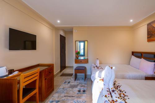 room detail thumbnail 1