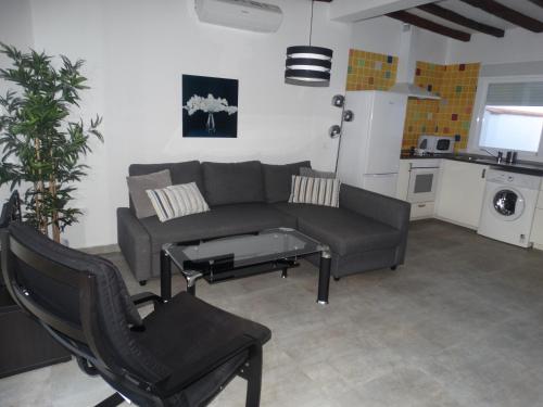 Apartment with Terrace image 9