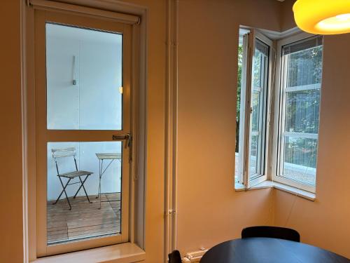 Erkély/terasz, Studio with balcony in Kallio in Hakaniemi