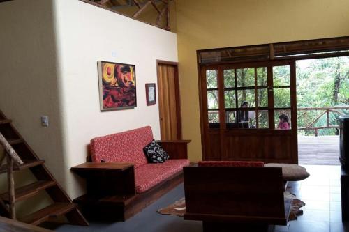 Bonita casa con piscina en amazonia in Cotundo