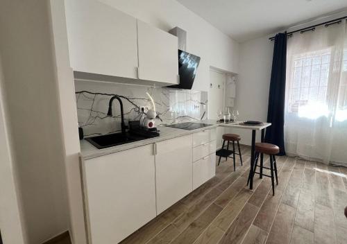 Suite romantique avec Balnéo, Marseille (fotografie 10)